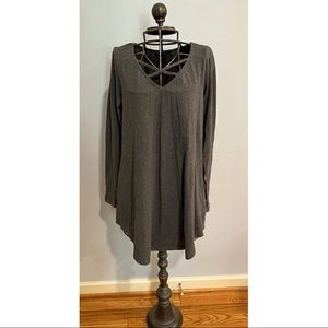 Eshakti Cotton Long-sleeve Grey Tunic Top with Pockets and Thumb Holes
